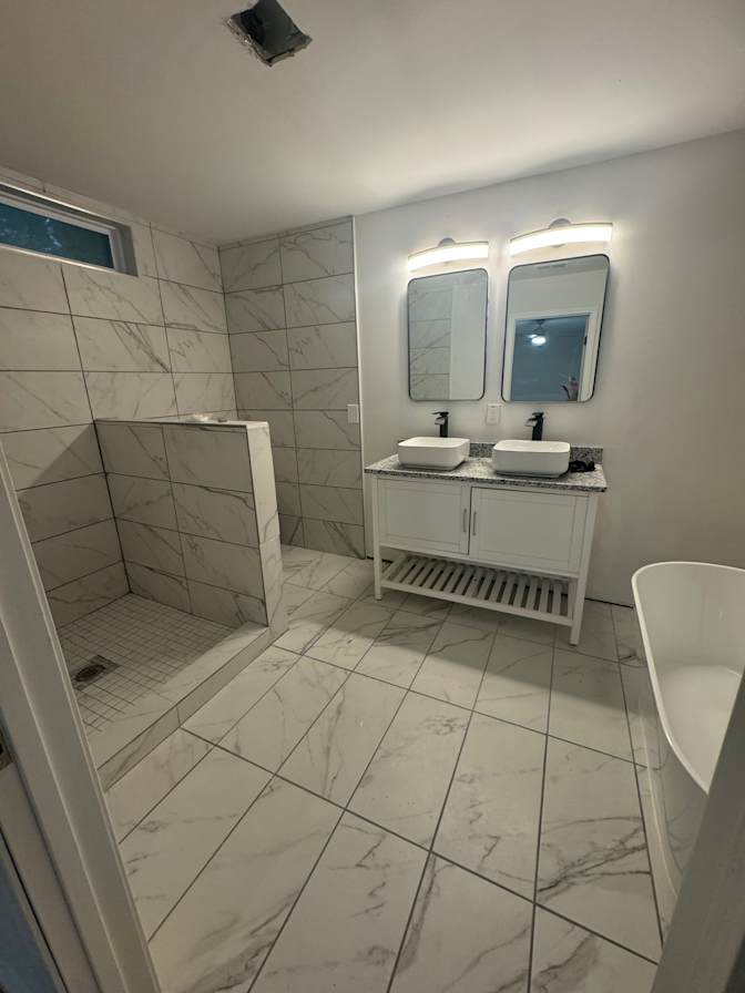 Alcove Rooms's room