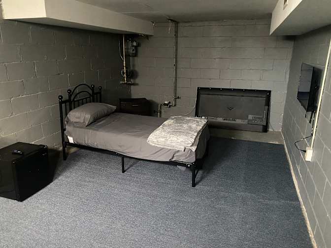 Mr Carter's room
