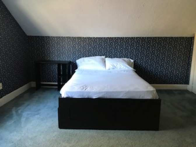 Craig's room