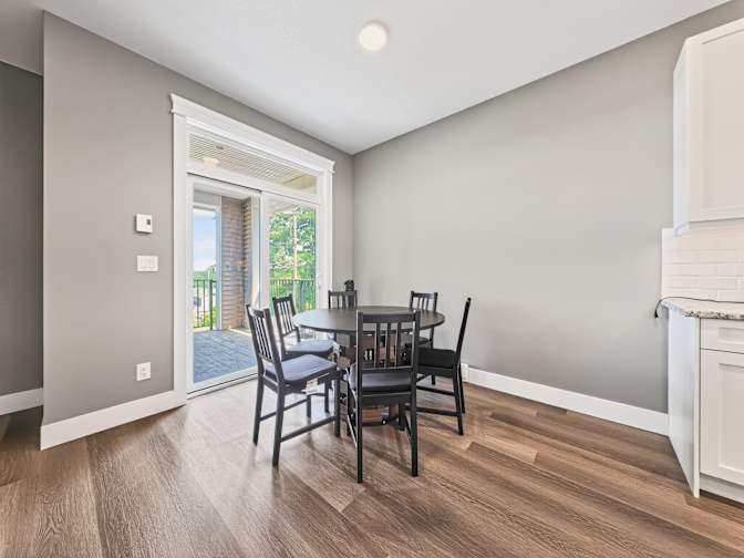 Remax Rentals's room