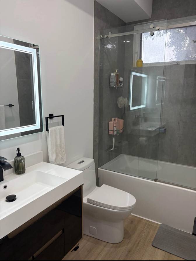 Michelle Goncalves's room