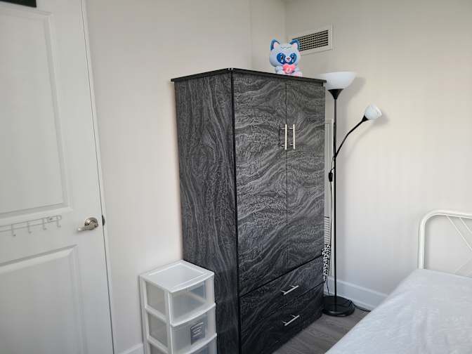 Minn's room