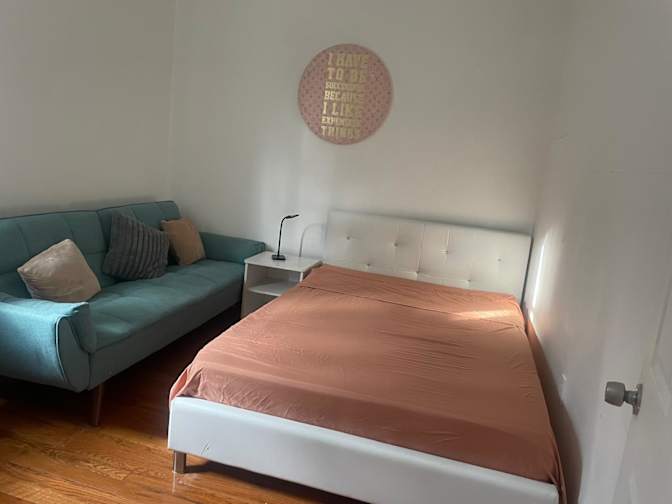 Armando's room