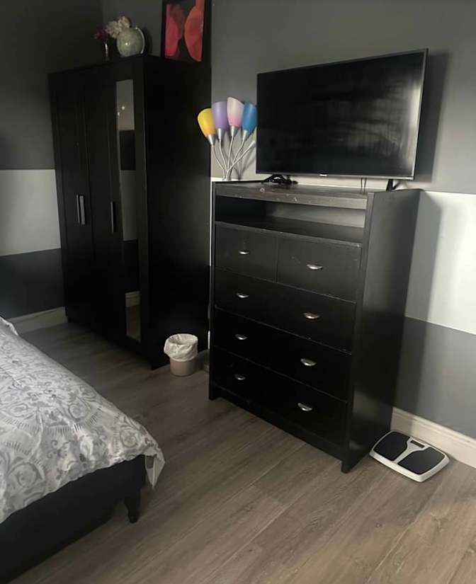 Rae's room