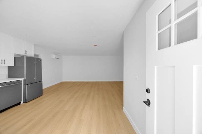 Suite Spot Management's room
