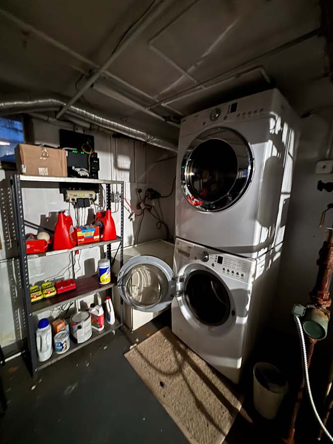 James Rodrigues's room