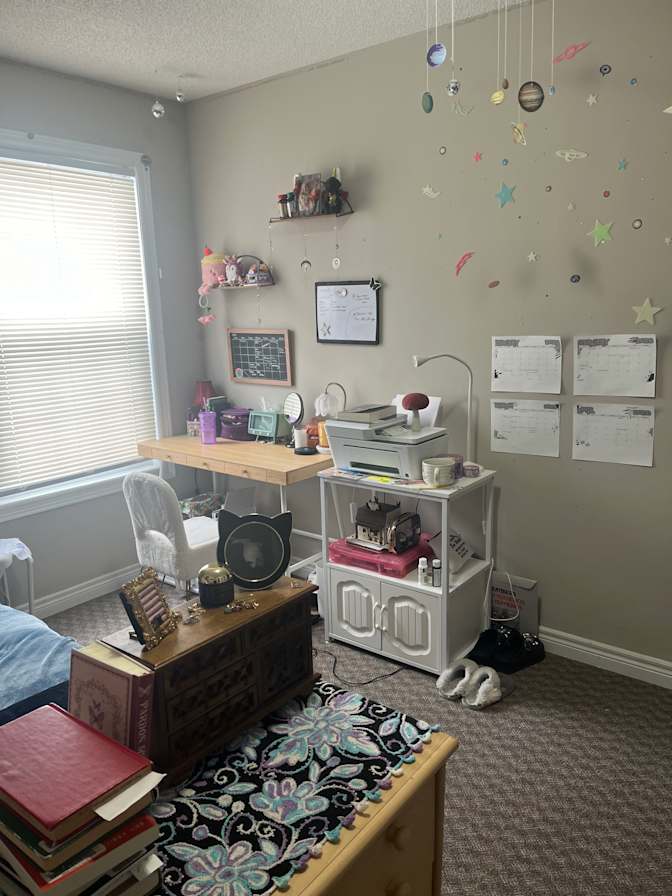 GABRIELLA RAIMONDO's room