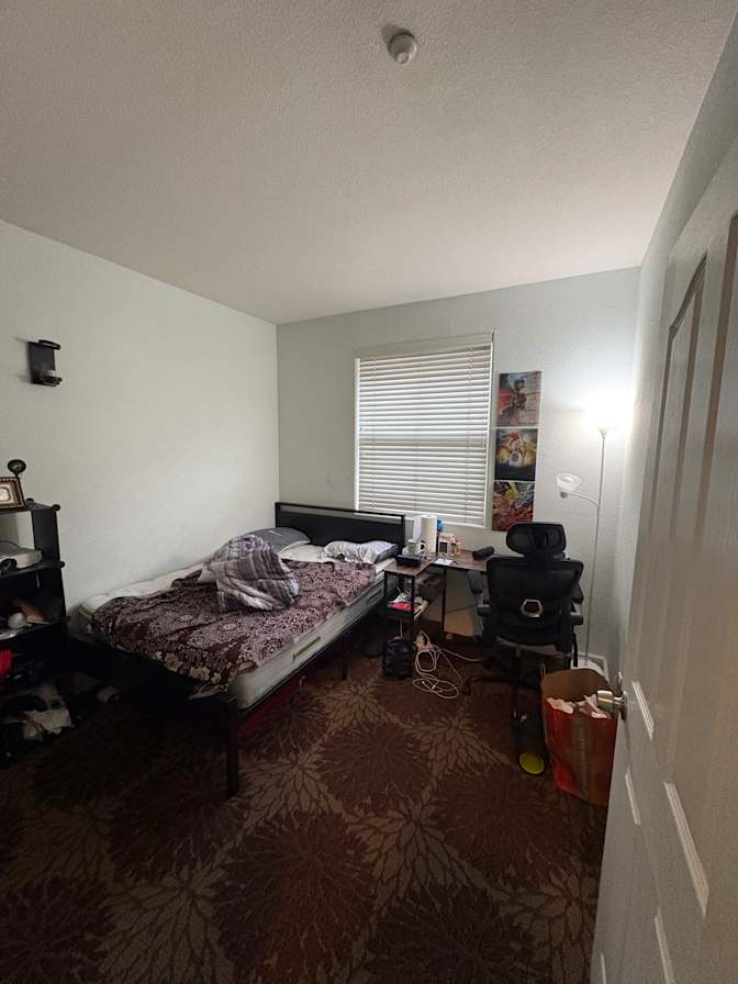 Deep's room