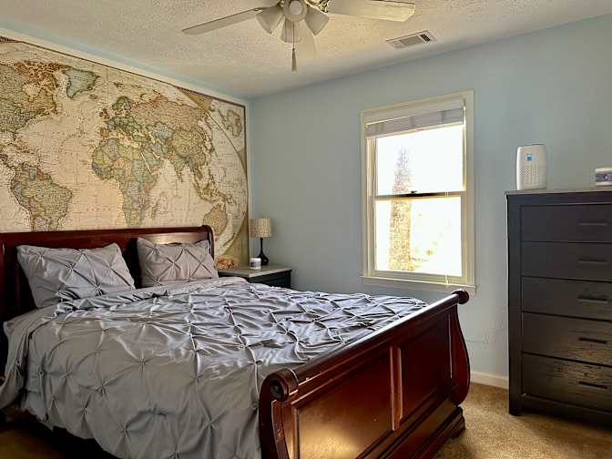 Steve's room