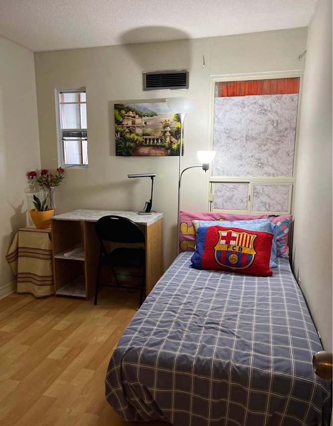 Tony Rose's room