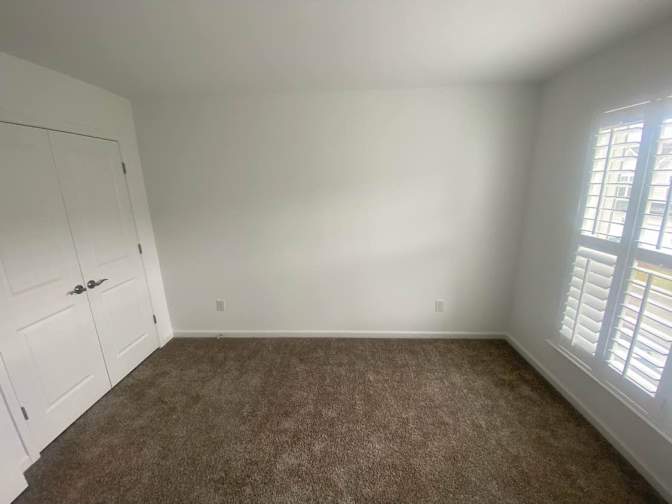 Alcove Rooms's room