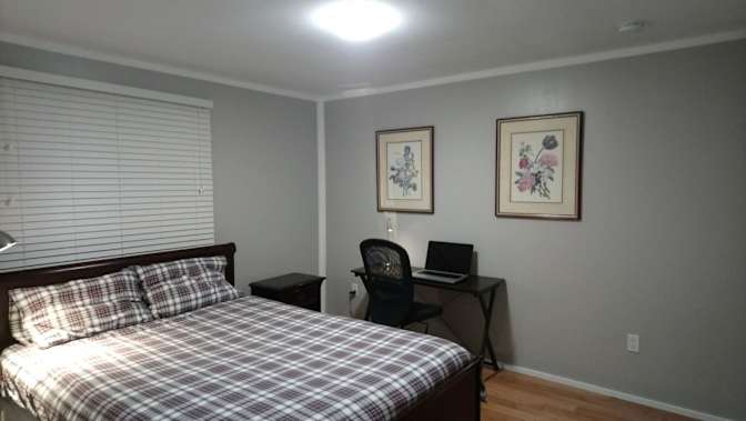 Jomar's room