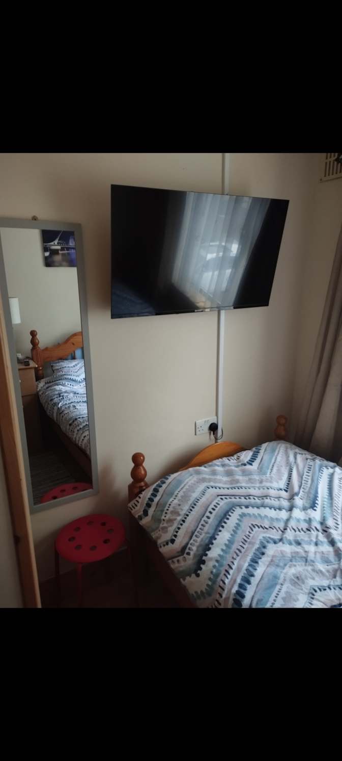 Noel's room