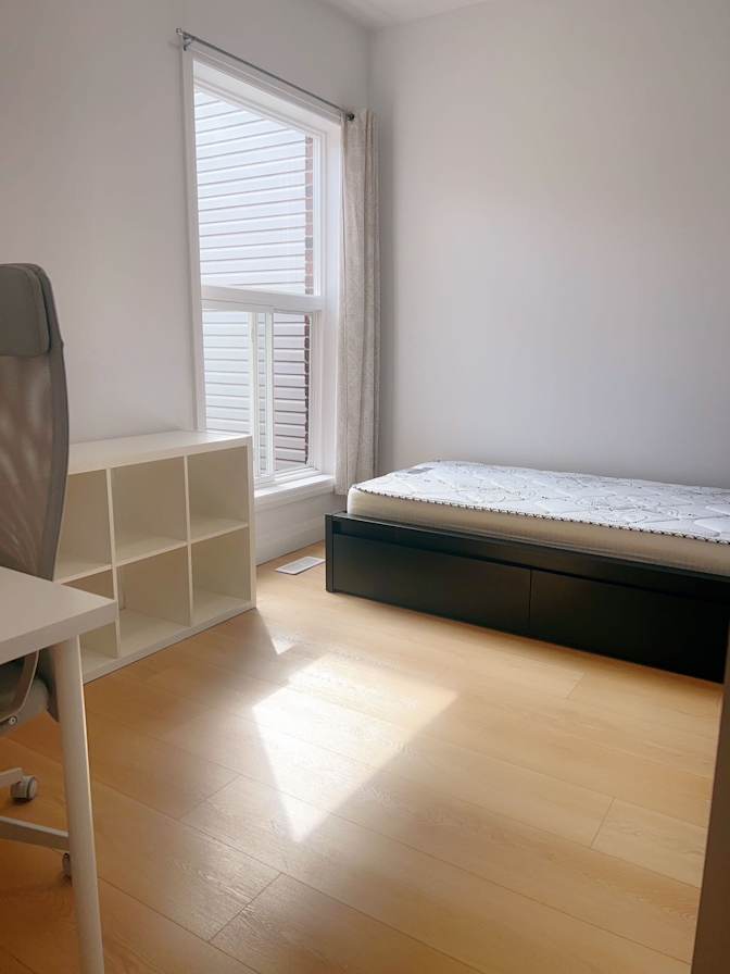 fiona ng's room