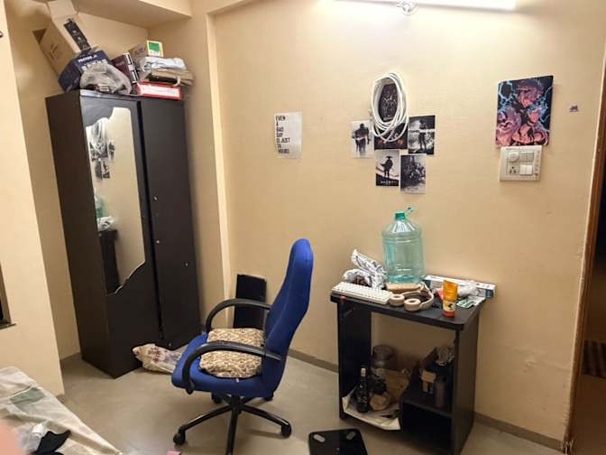 Apoorv Gupta's room
