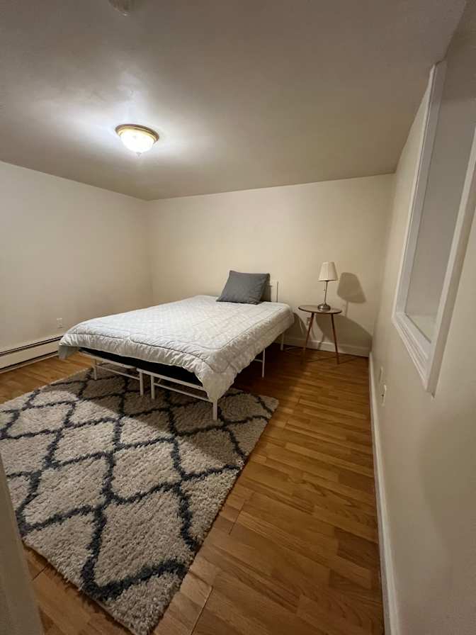CRG Properties's room