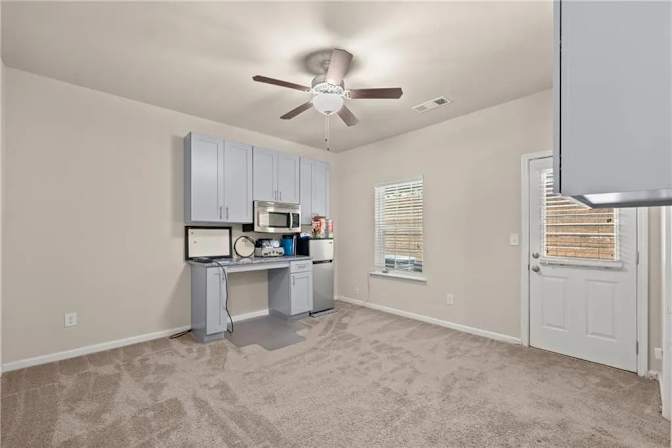 Alcove Rooms's room