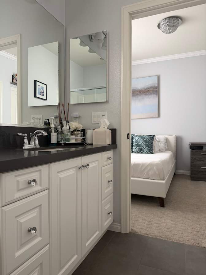 Annie's room