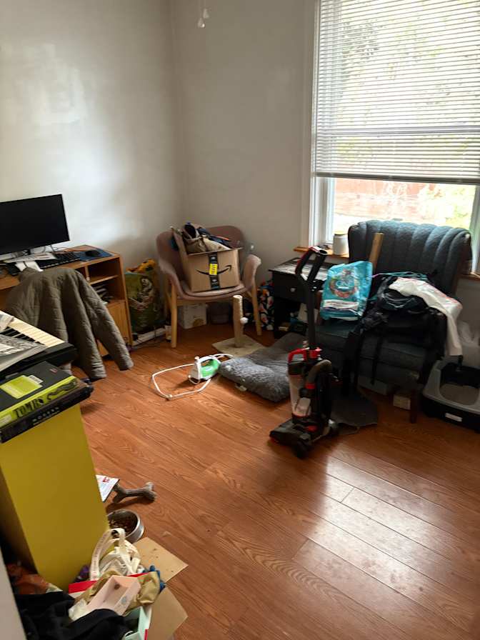 Faust's room