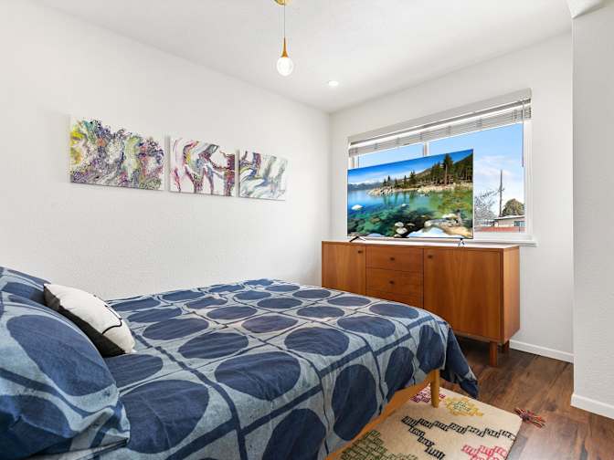 spencer's room