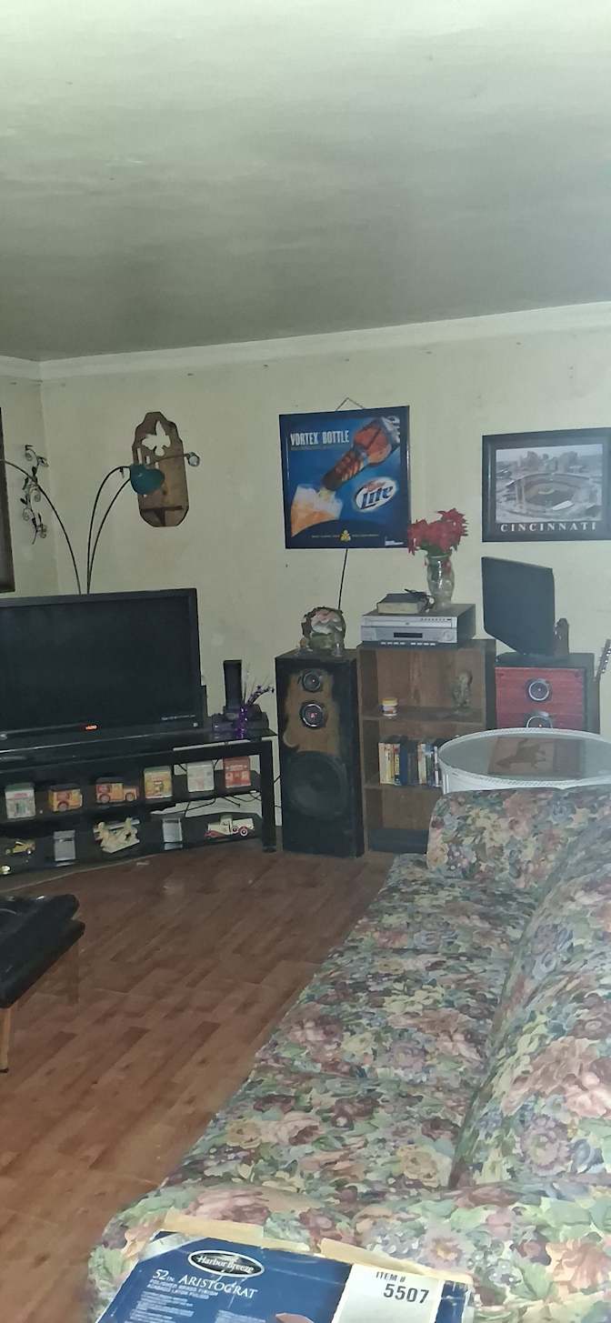 Richard's room