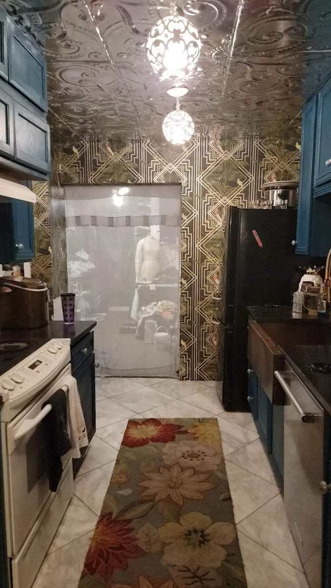 Truly's room