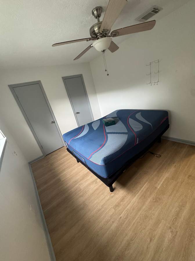 Anastasios Kritikakis's room