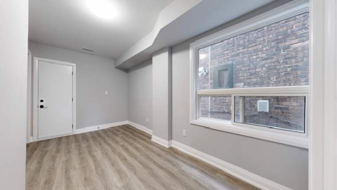 Tolobi Rental's room