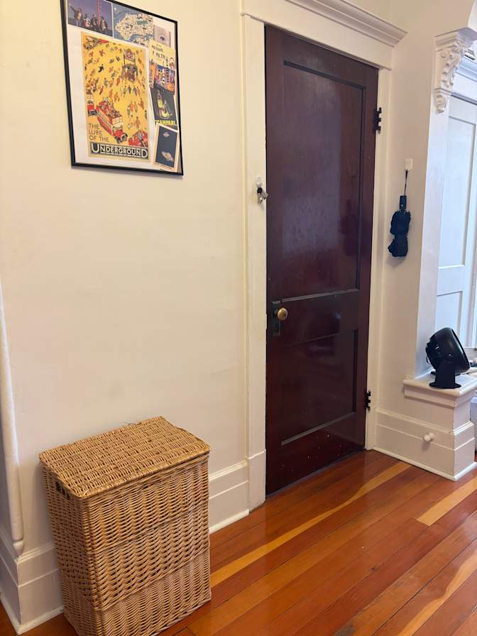 Thomas's room
