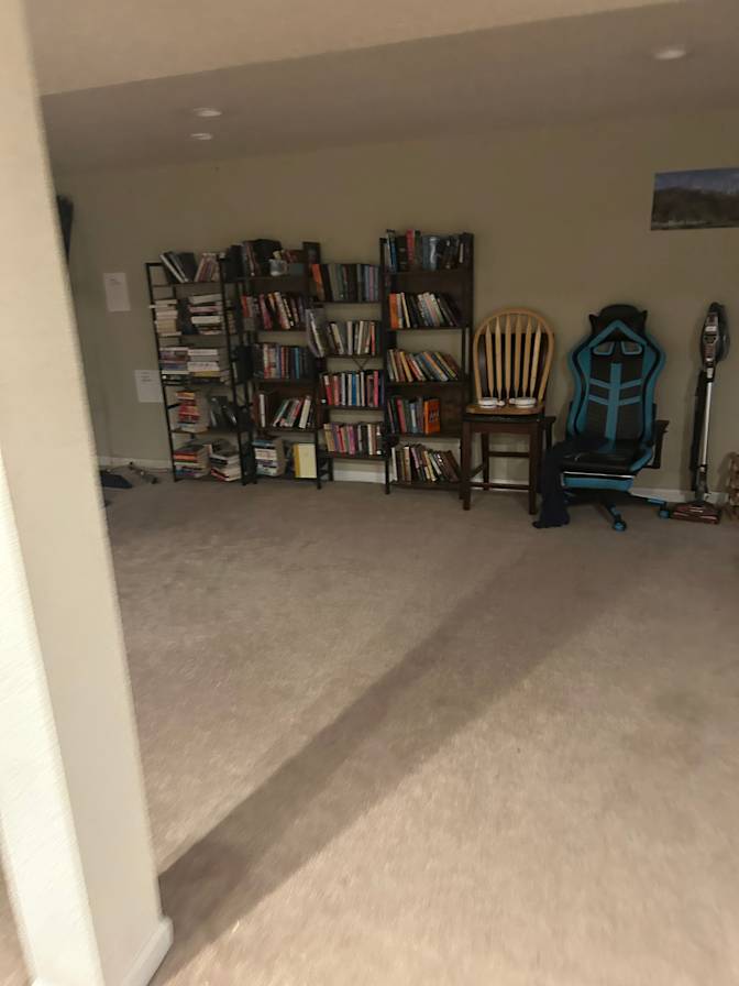 Aja Bos's room