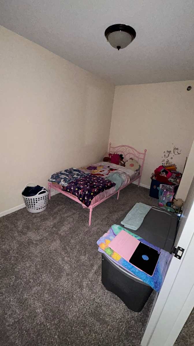Eniya's room
