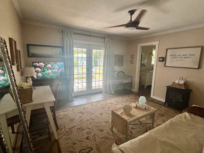 Elizabeth's room
