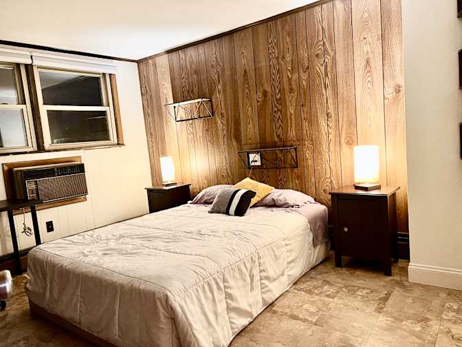 VIOLETA LOPEZ's room