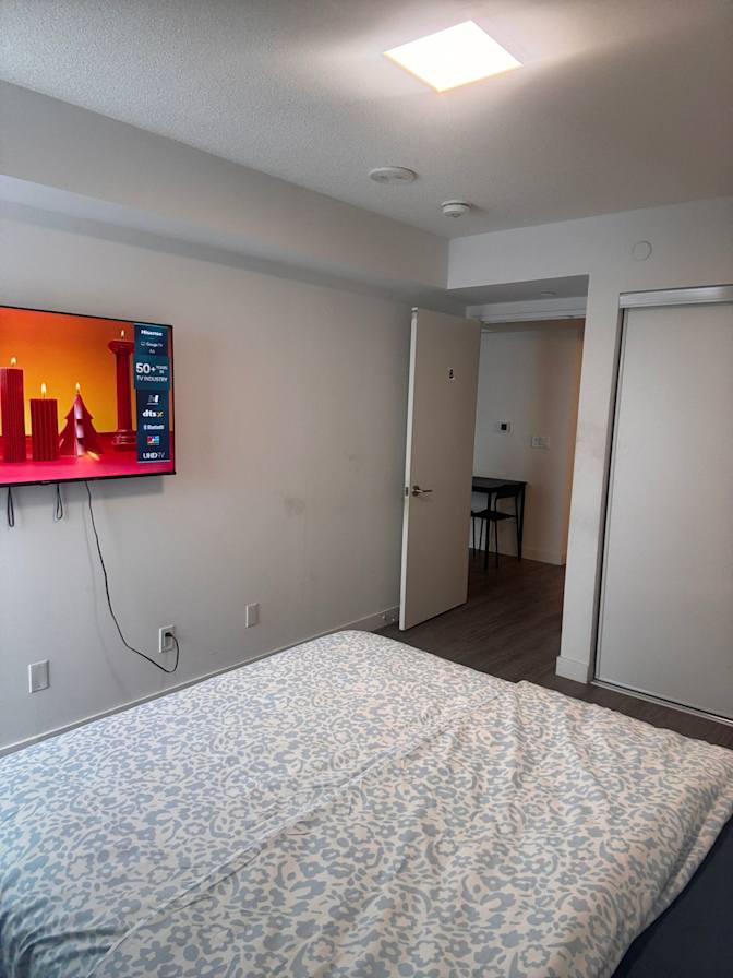 Guillermo's room