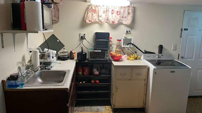 Stephanie M Williams's room