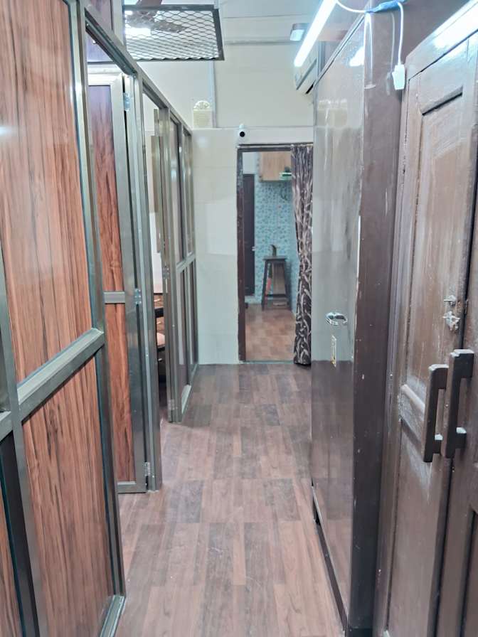 V G Abraham's room