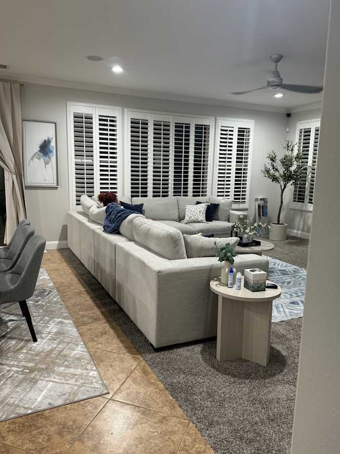 Julie Roberts's room