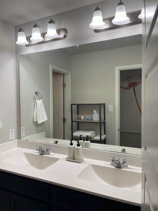 Renley House's room
