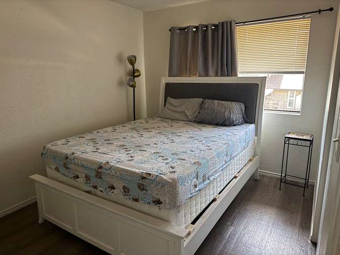 Mustafa's room