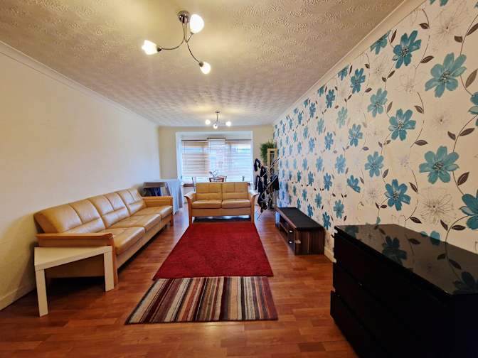 Hanan Atalla's room
