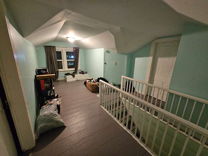 Thomas's room