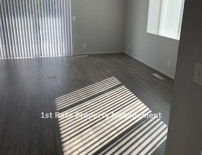 Ellis's room