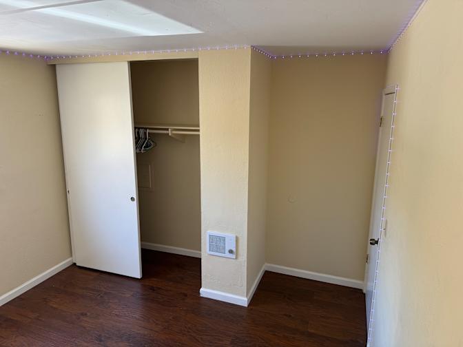 Scarlett's room