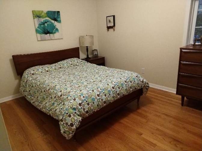 Gray's room