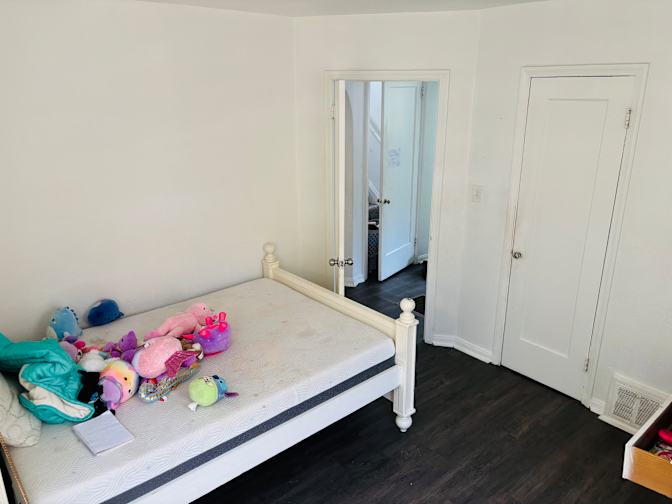 STNA - Enoch Dowdell's room