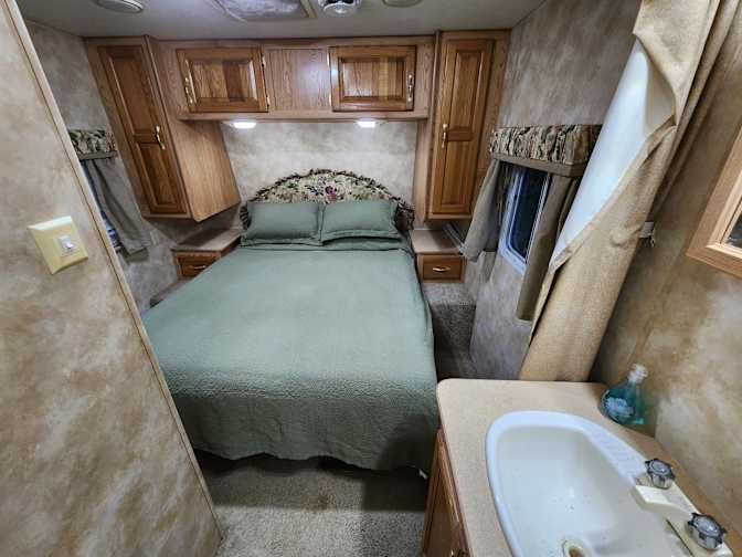 wdrinshed's room