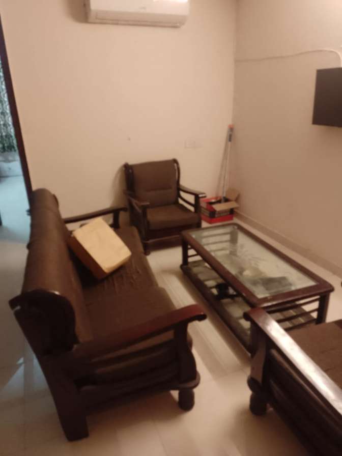 RAVINDRA YADAV's room