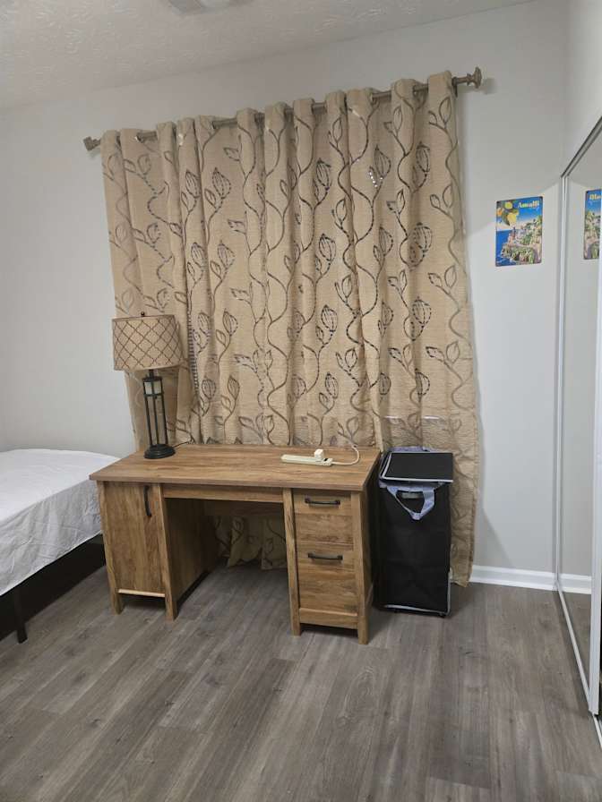 Victoria's room