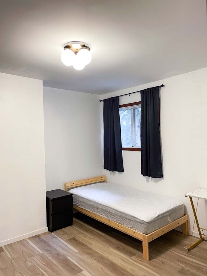 Jersey's room
