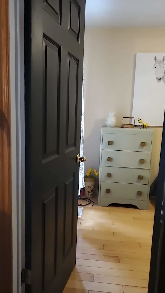 Tammy's room